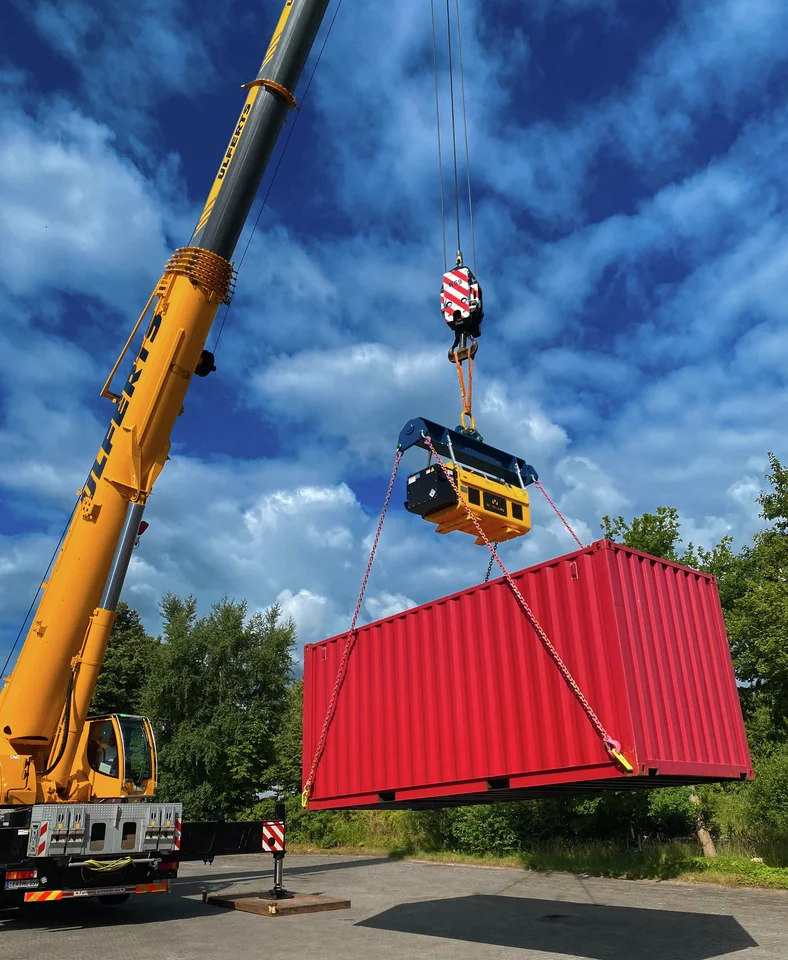 SpanSet GrabiQ Container Hook 12.5t vertical  Picture 1